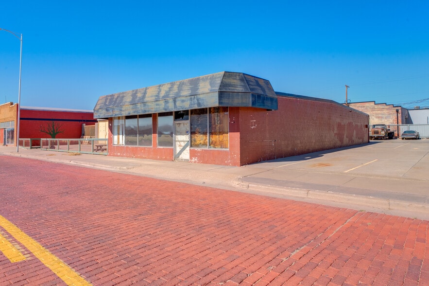 Primary Photo Of 1962 Buddy Holly Ave, Lubbock Freestanding For Sale