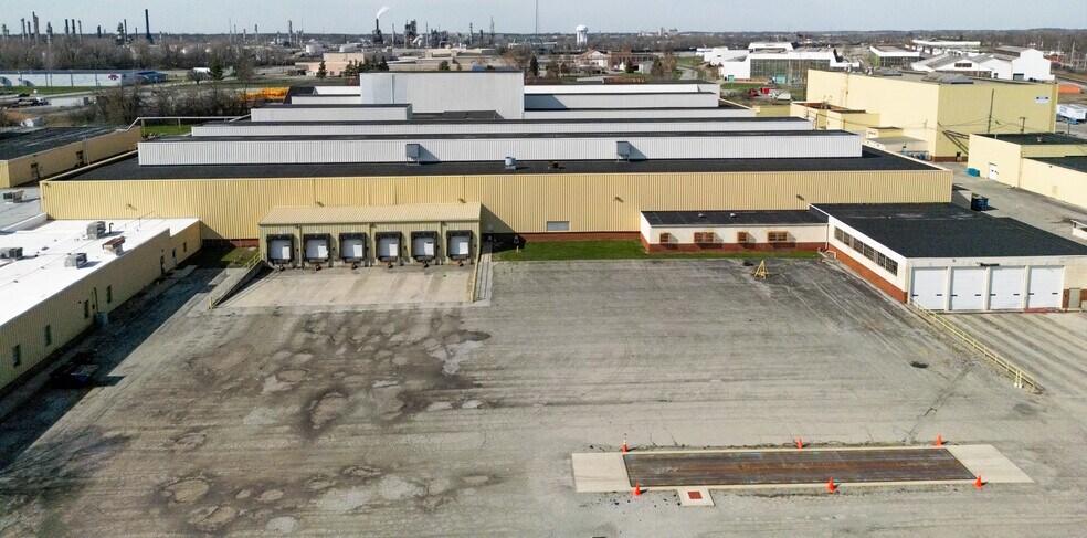 More Photos Of 750 Buckeye Rd, Lima Warehouse For Lease