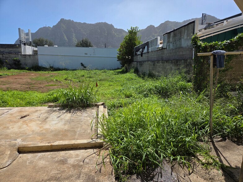 More Photos Of 41-867 Kalanianaole Hwy, Waimanalo Freestanding For Sale