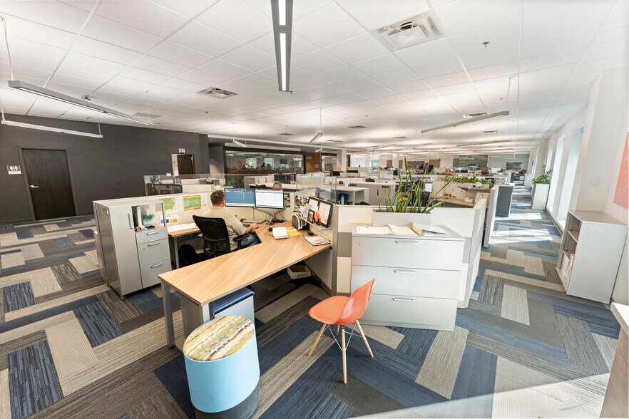 More Photos Of 2839 Northgate Dr, Iowa City Office For Sale