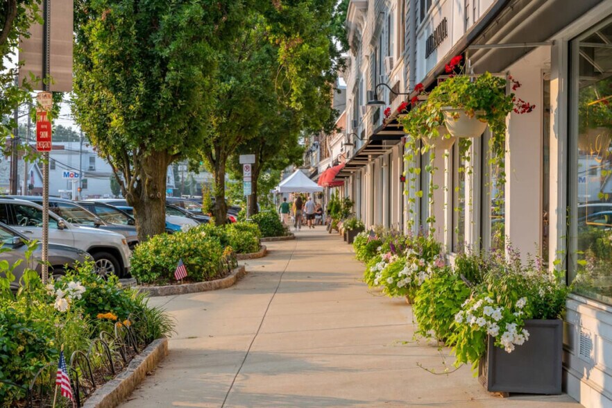 More Photos Of 259-263 Sound Beach Ave, Old Greenwich Freestanding For Lease