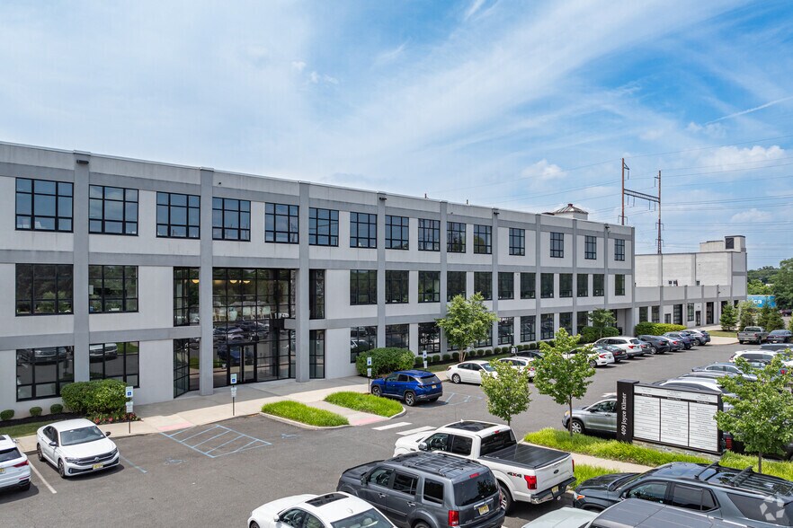 More Photos Of 409 Joyce Kilmer Ave, New Brunswick Loft Creative Space For Lease