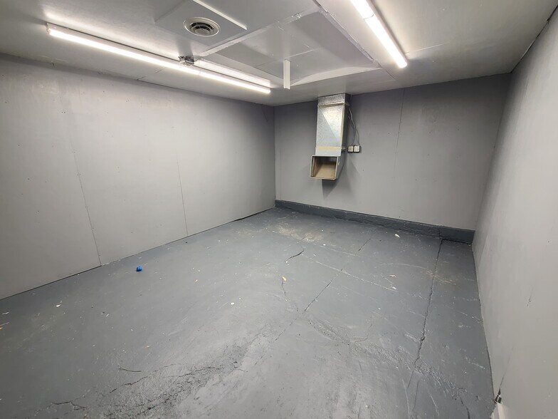 More Photos Of 131 Main St, Hatfield Loft Creative Space For Lease