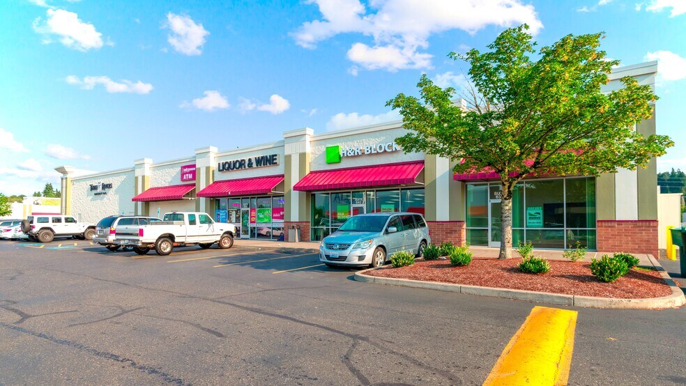 More Photos Of 200 Triangle Ctr, Longview Unknown For Lease