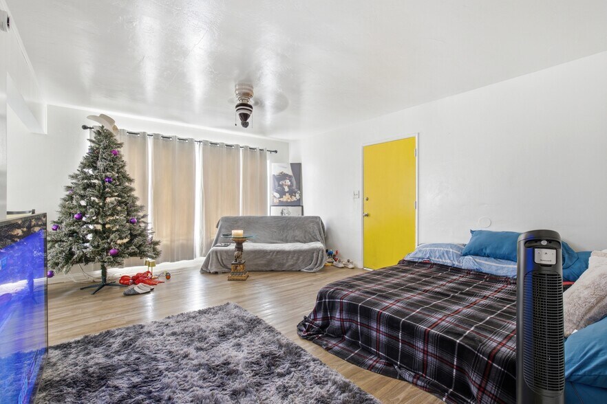 More Photos Of 1185 Georgia St, Imperial Beach Multifamily For Sale