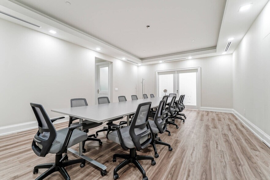 More Photos Of 7956 Torbram Rd, Brampton Coworking Space