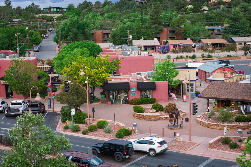 More Photos Of 273 N State Route 89A, Sedona Storefront For Lease