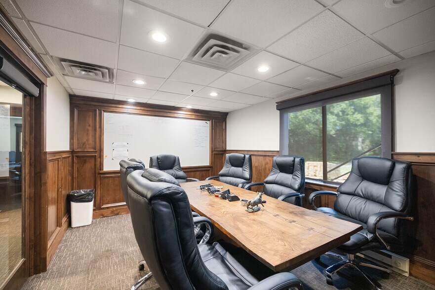 More Photos Of 12401 Washburn Ave S, Burnsville Light Manufacturing For Sale