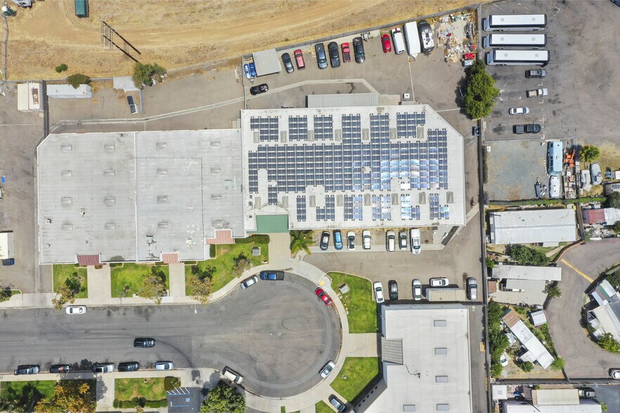 More Photos Of 616 Marsat Ct, Chula Vista Warehouse For Lease