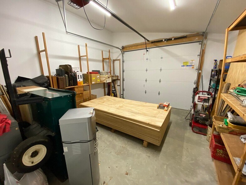 More Photos Of 120 Vreeland St, North Adams Freestanding For Sale