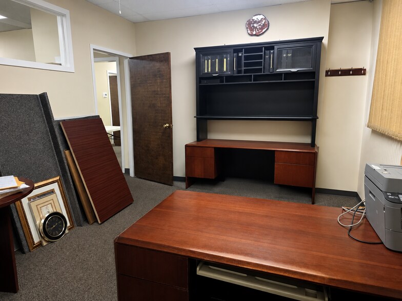 More Photos Of 1 Executive Blvd, Suffern Office For Lease