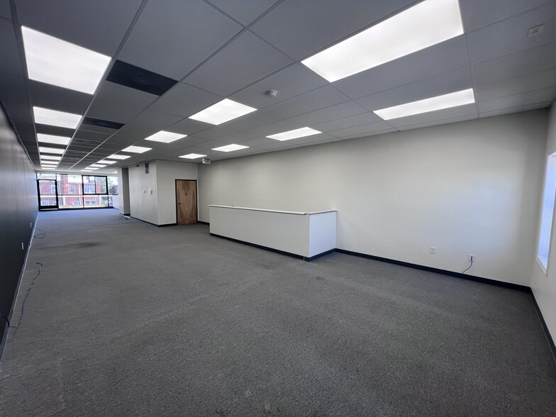 More Photos Of 6810 Eastern Ave, Baltimore Storefront Retail Office For Lease