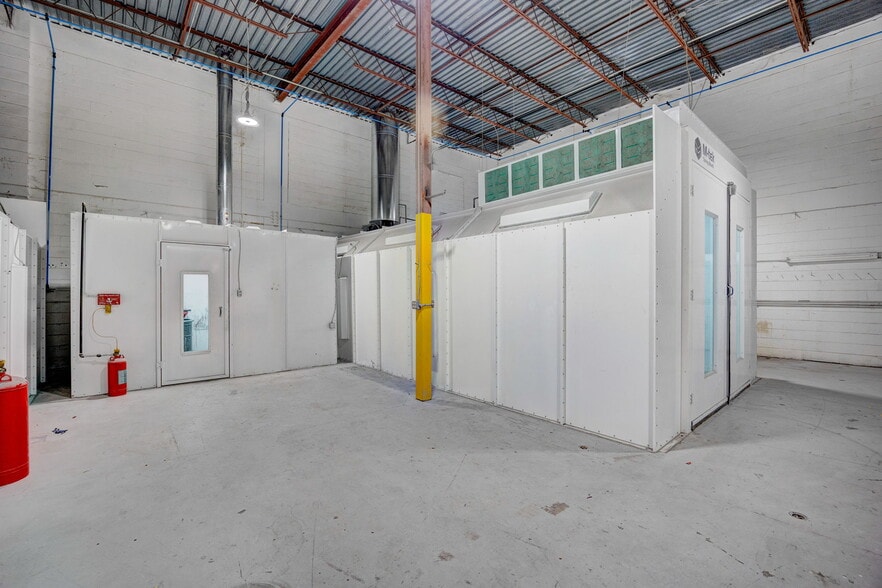 More Photos Of 1001 E Skagway Ave, Tampa Warehouse For Lease