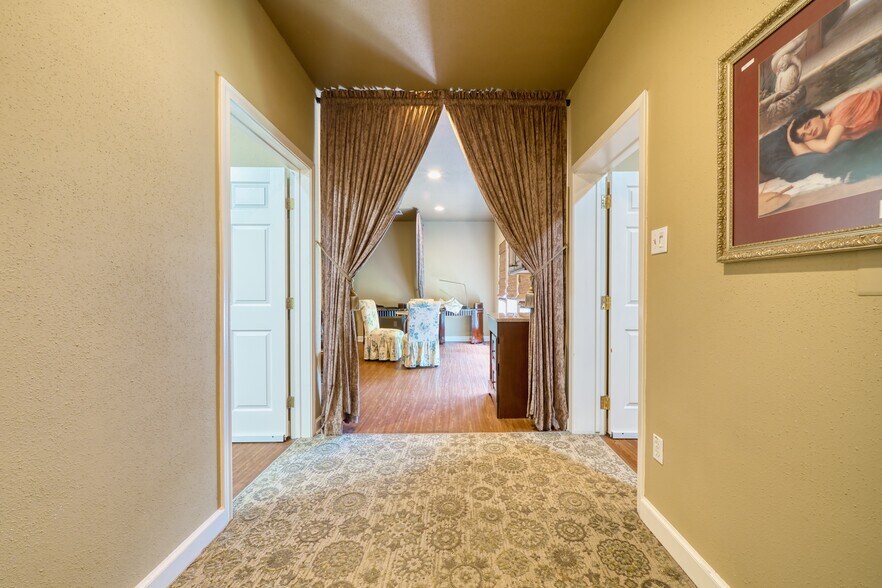 More Photos Of 2805 Center St, Deer Park Storefront Retail Office For Sale