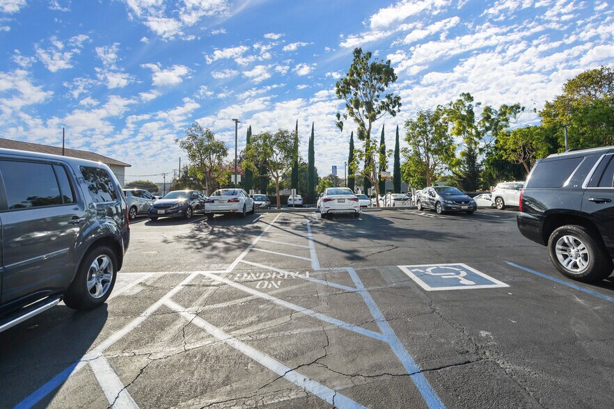 More Photos Of 8135 S Painter Ave, Whittier Medical For Lease