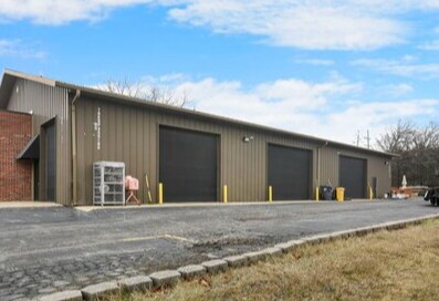More Photos Of 3720 Hawthorne Ct, Waukegan Warehouse For Sale
