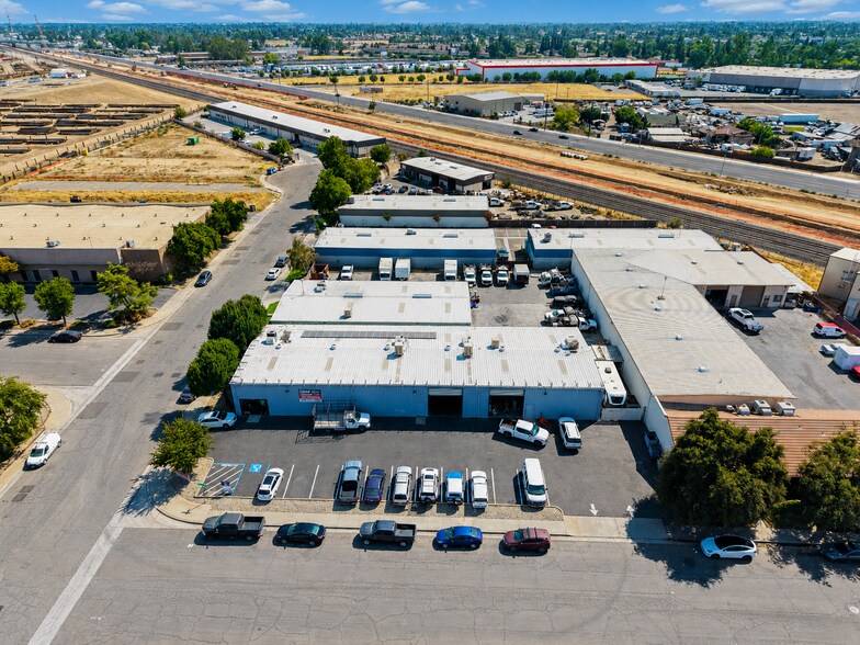 More Photos Of 4567 N Bendel Ave, Fresno Service For Lease