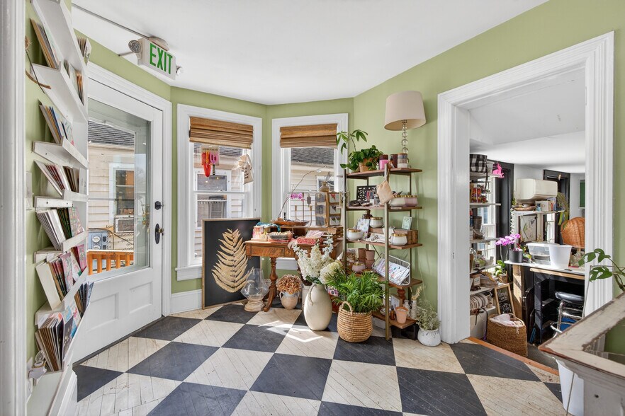 More Photos Of 22 S Main St, Allentown Office For Sale