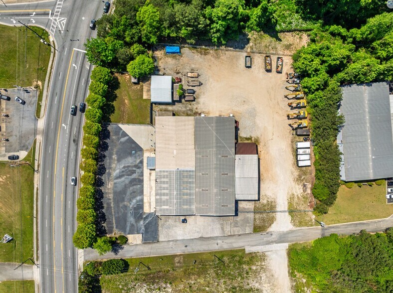 More Photos Of 140 Veterans Memorial Hwy, Mableton Warehouse For Sale