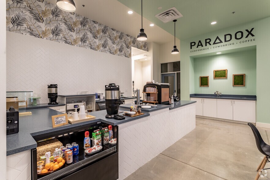 More Photos Of 8522 Broadway, San Antonio Coworking Space