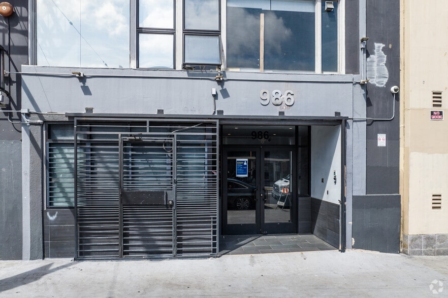More Photos Of 986 Mission St, San Francisco Office For Lease