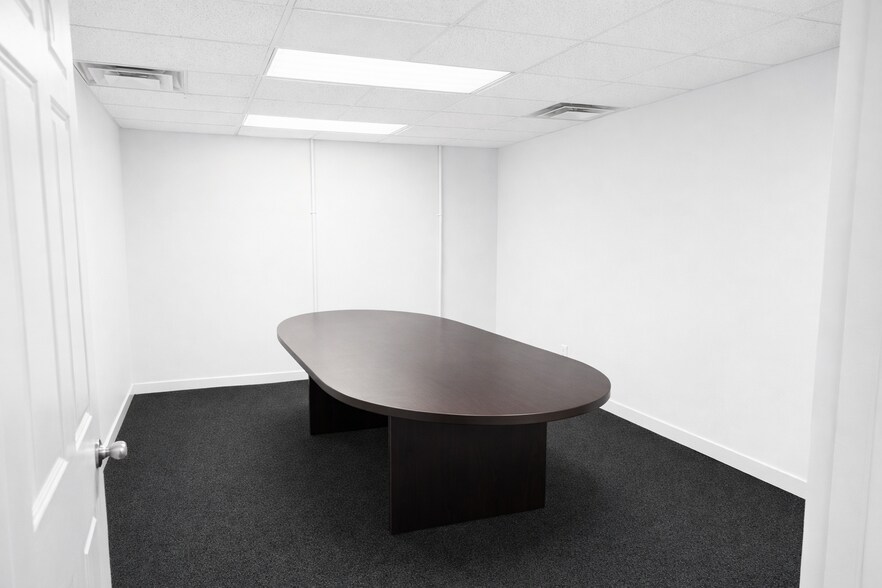 More Photos Of 3720 4th Ave S, Birmingham Medical For Lease