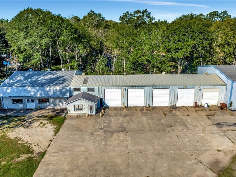 More Photos Of 1441 N Temple Dr, Diboll Auto Repair For Sale