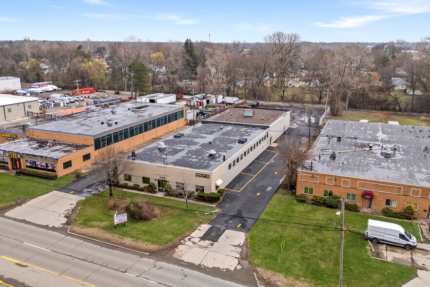 More Photos Of 12700 Inkster Rd, Redford Township Manufacturing For Sale