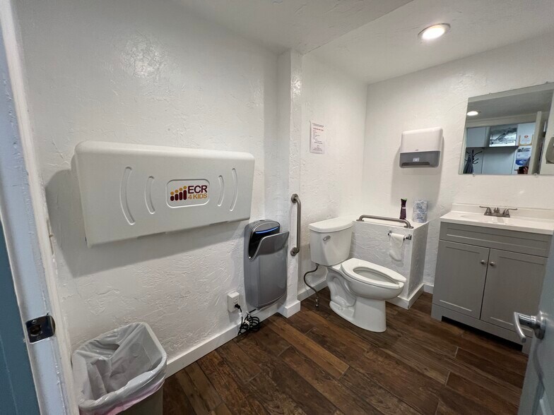 More Photos Of 4212 Old William Penn Hwy, Murrysville Medical For Sale