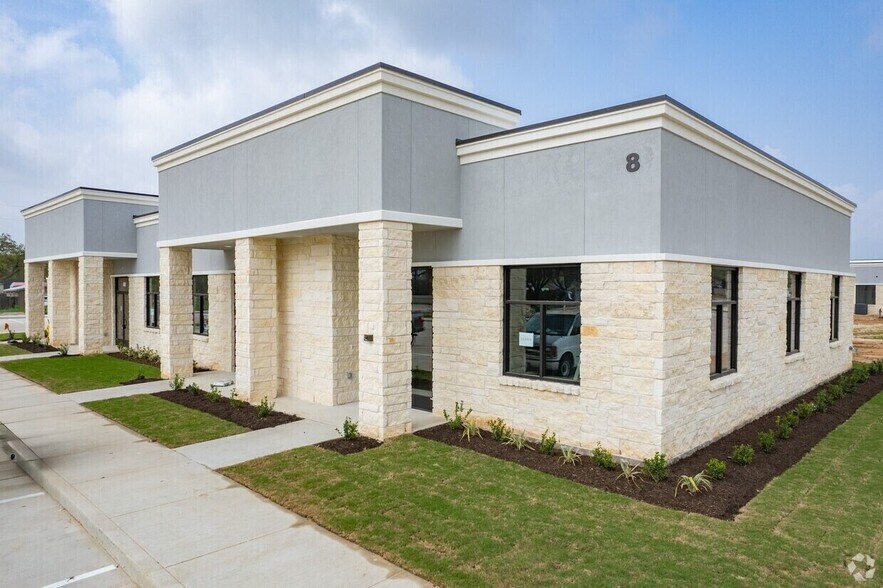 More Photos Of 26717 Westheimer Pky, Katy Office For Sale