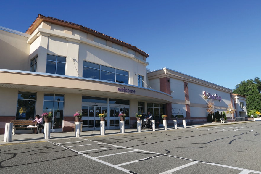 More Photos Of 325-337 Franklin Ave, Wyckoff Unknown For Lease