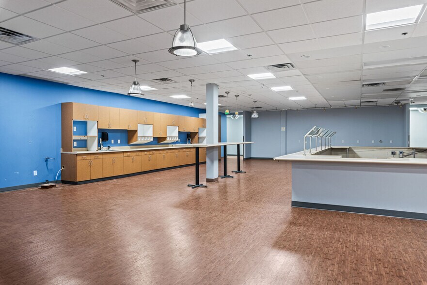 More Photos Of 310 W Bearcat Dr, South Salt Lake Office For Lease