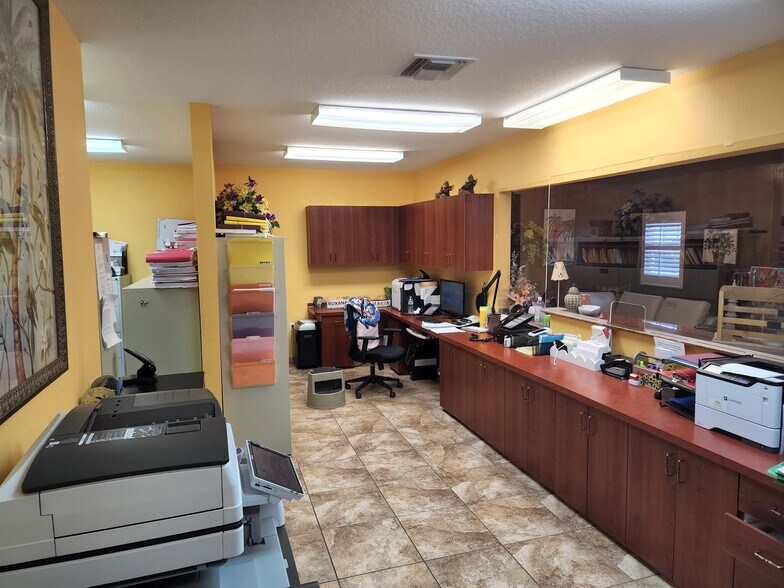More Photos Of 2344 Crestover Ln, Wesley Chapel Medical For Lease