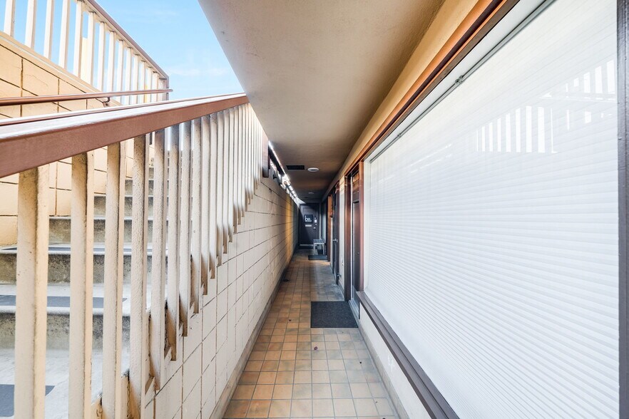More Photos Of 1148-1178 N Coast Hwy, Laguna Beach Storefront Retail Office For Sale