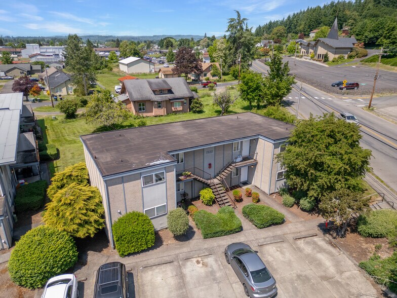 More Photos Of 1933-1935 S Market Blvd, Chehalis Apartments For Sale