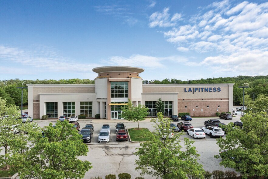 Primary Photo Of 1175 Virginia Dr, Fort Washington Health Club For Sale