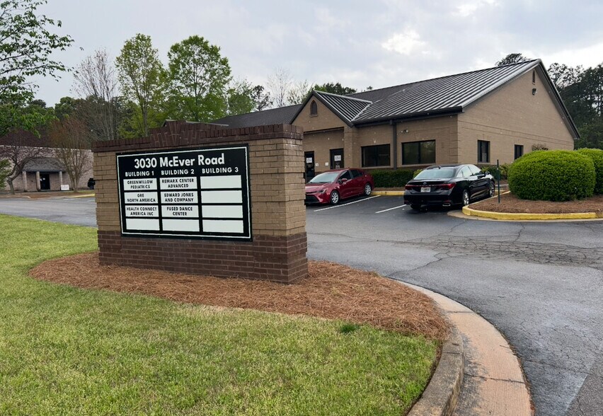 More Photos Of 3030 McEver Rd, Gainesville Medical For Sale