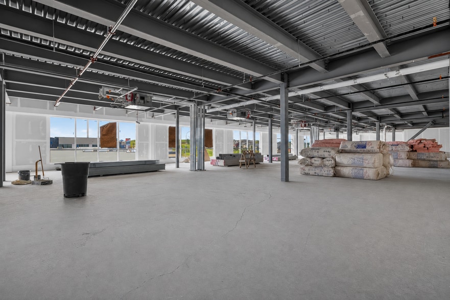More Photos Of 198 Nolanridge Cres NW, Calgary Office For Sale