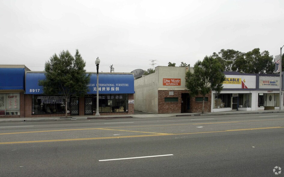 Primary Photo Of 8901-8925 Valley Blvd, Rosemead Storefront For Lease