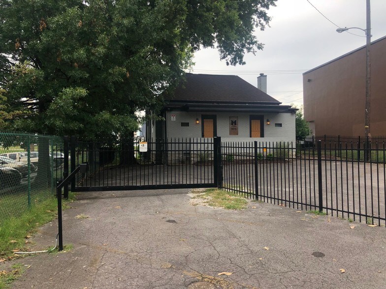 More Photos Of 305 14th Ave, Nashville Office Residential For Lease