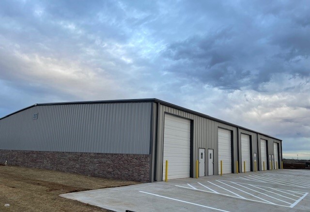 Primary Photo Of 217 NW 96th St, Oklahoma City Warehouse For Lease