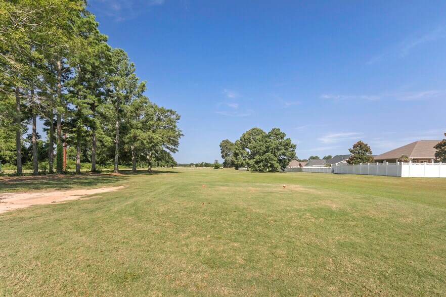 More Photos Of 101 Merion Dr, Eufaula Golf Course Driving Range For Sale