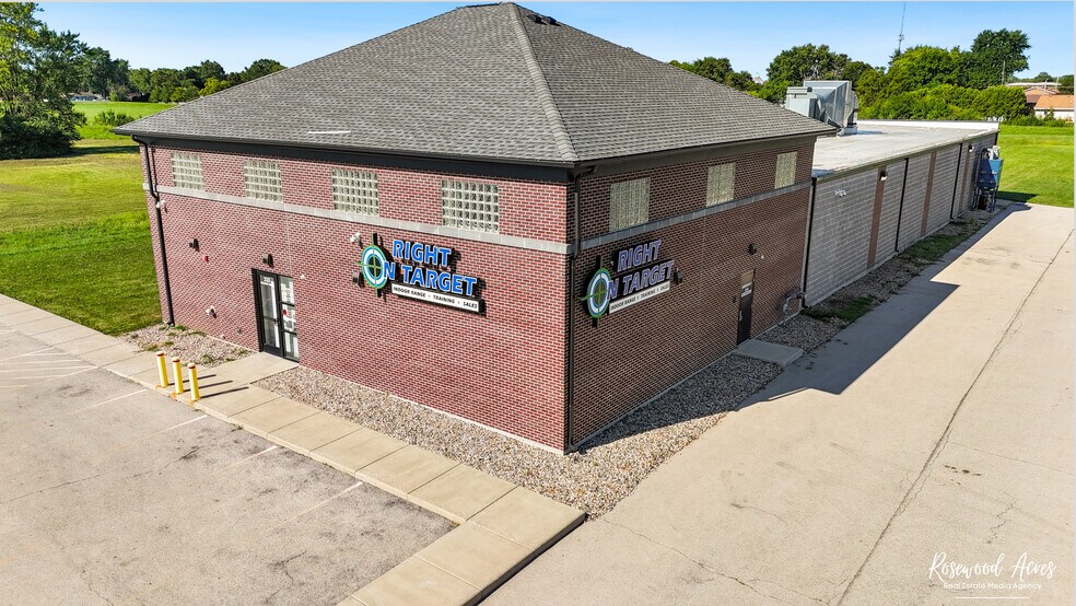 More Photos Of 233 Mooney Dr, Bourbonnais Specialty For Sale