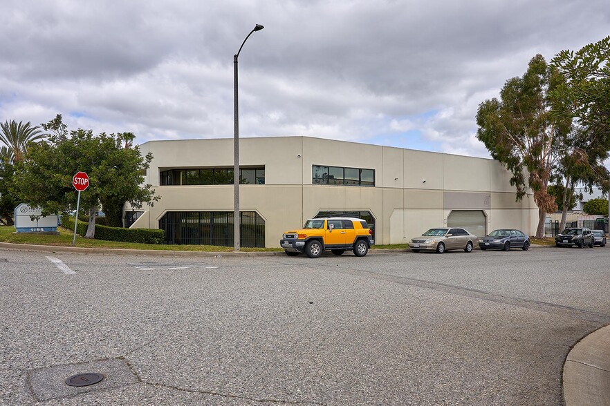 More Photos Of 1195 W Victoria St, Compton Warehouse For Lease