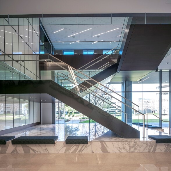 More Photos Of 1414 Enclave Pky, Houston Office For Sale