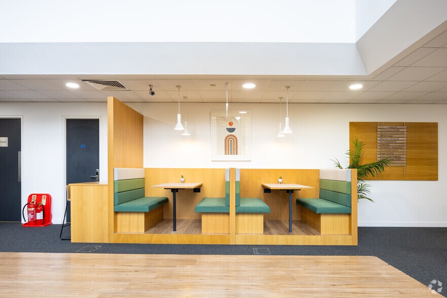 More Photos Of 3 The Drive, Great Warley Coworking Space