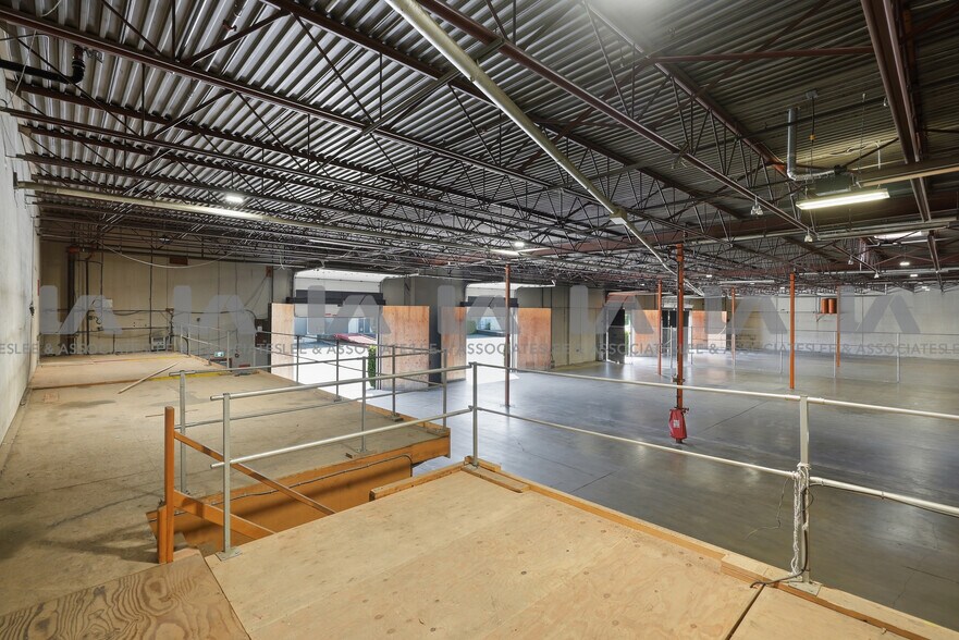 More Photos Of 18788 96th Ave, Surrey Warehouse For Lease