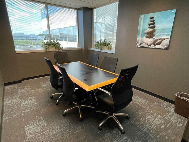 More Photos Of 1225 Franklin Ave, Garden City Coworking Space