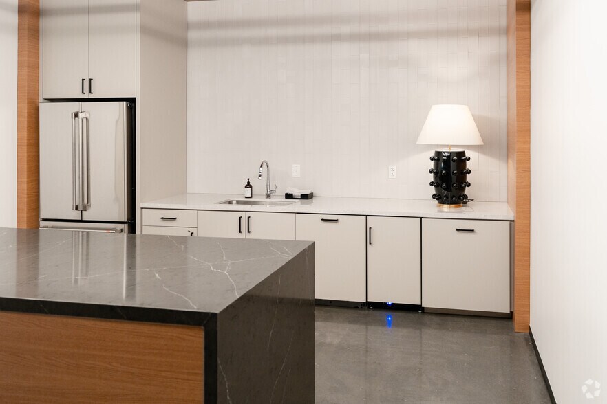 More Photos Of 541 Church At North Hills St, Raleigh Office For Lease