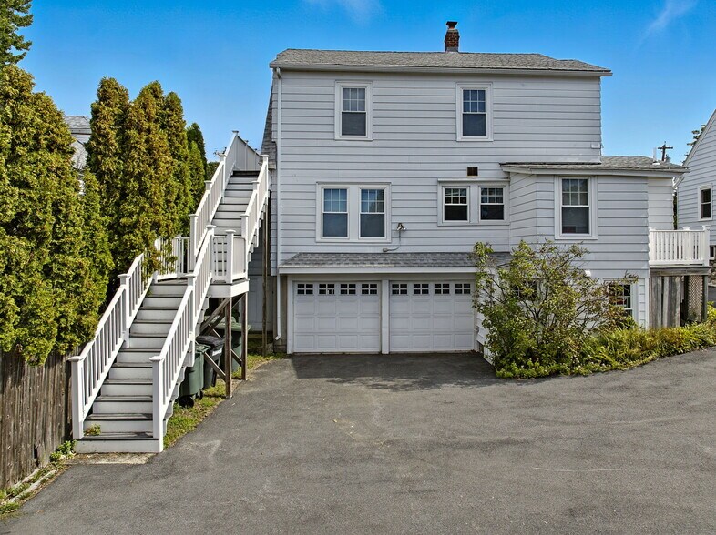 More Photos Of 177-179 Massachusetts Ave, North Andover Apartments For Sale